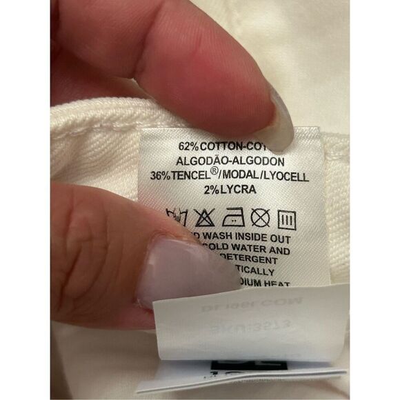 DL1961 Hepburn High Rise Wide Leg sz 27 distressed barrel minimalist - Picture 9 of 9